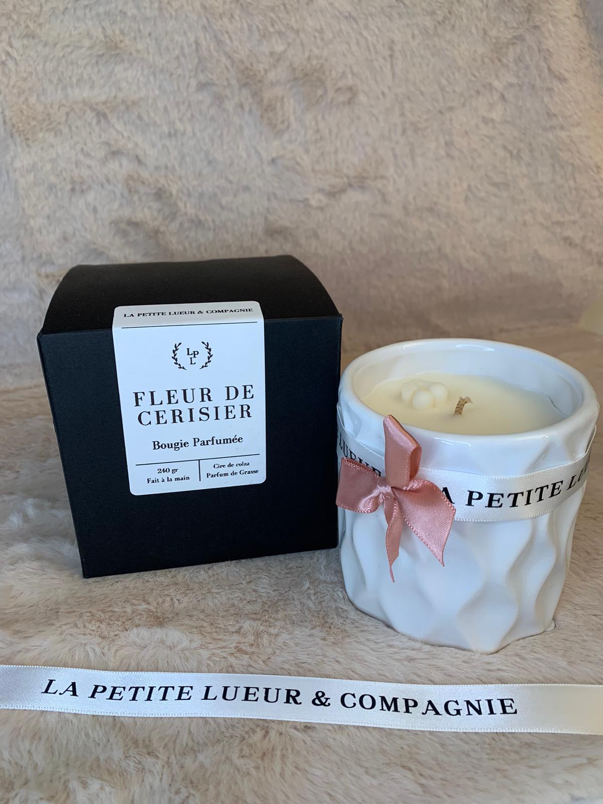 | BOUGIE FLEUR DE CERISIER |
