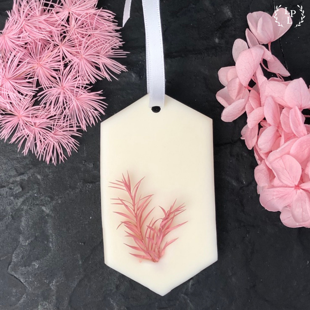 | SUSPENSION HEXAGONALE - ADOUCISSANT |